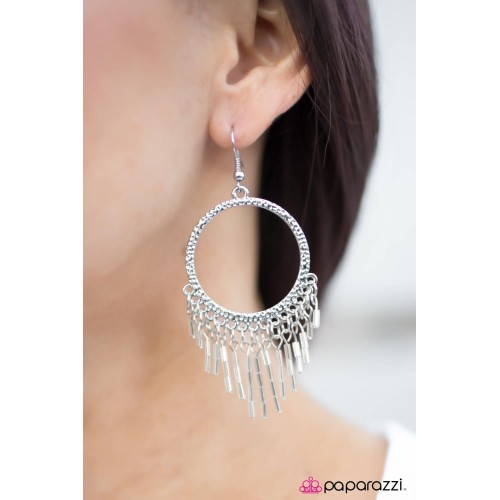GLOW-It-All Silver Earring GLOW-It-All Silver Earring