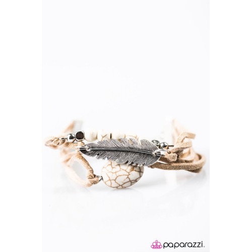 Fly High White Bracelet Fly High White Bracelet